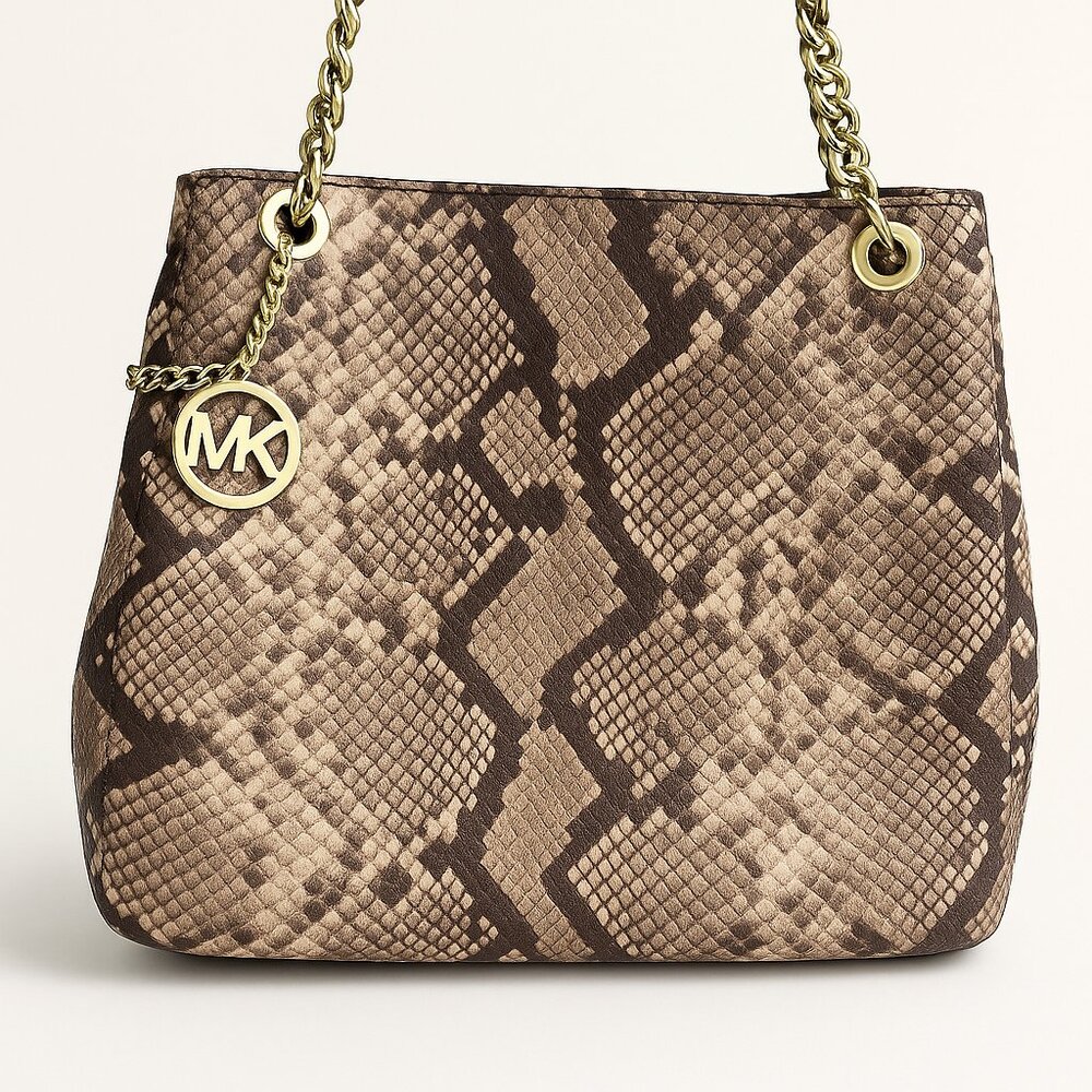 👜 Michael Kors Snakeskin Shoulder Bag – Chic & Elegant!